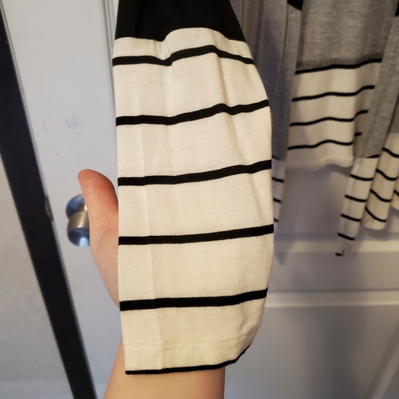 Truself Cardigan Sweater-Black/White/Grey (Size M) - Picture 5 of 15